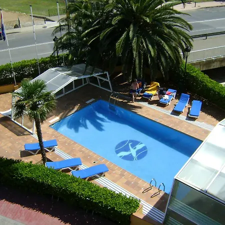 Hotell Platja 3*