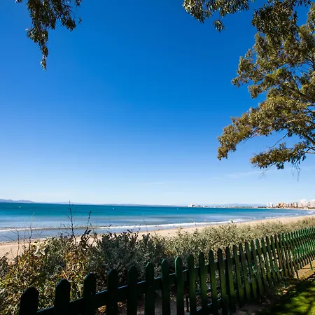 Platja Отель